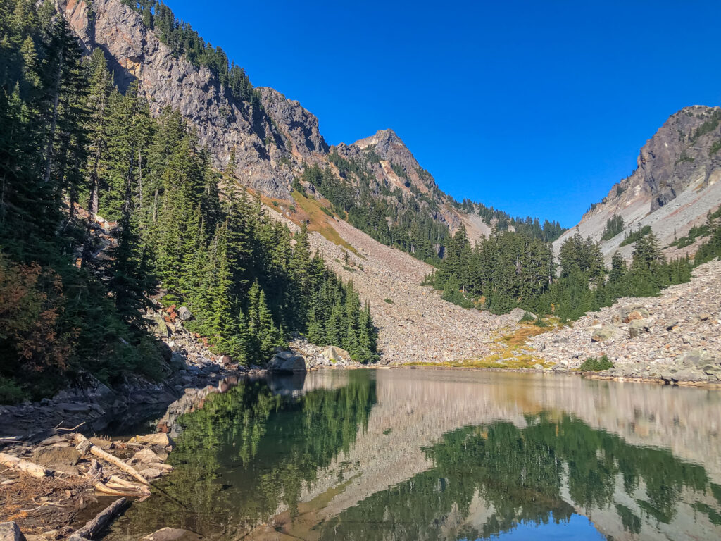 Upper Melakwa Lake with its crystal-clear blue sky, around noon on 10/18/22.