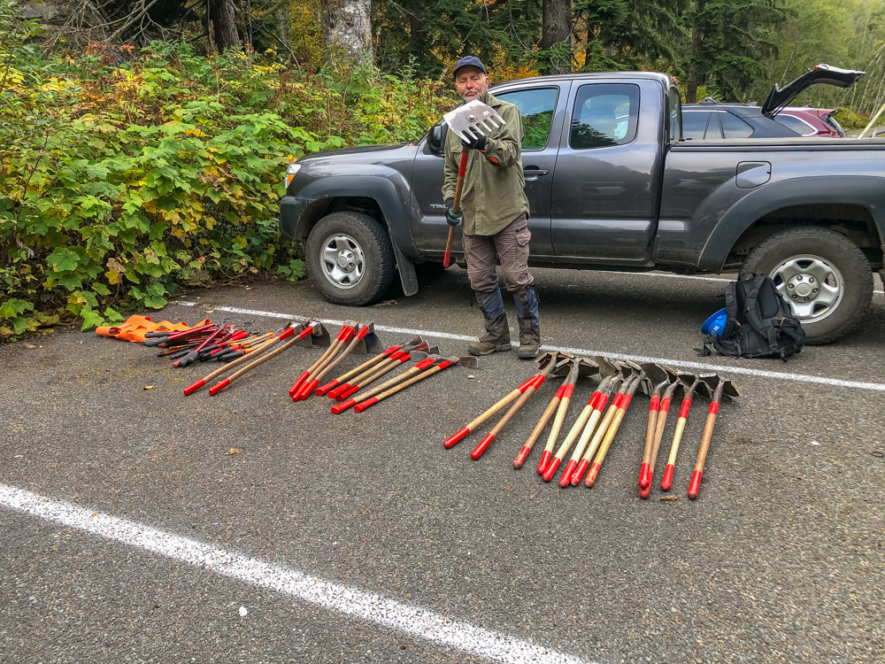 Getting a primer on all the WTA tools we might have to use at Wagon Train Trail (Exit 47) off I-90.